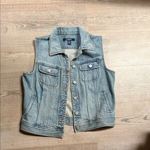 Women’s Chaps Light Blue Denim Vest
